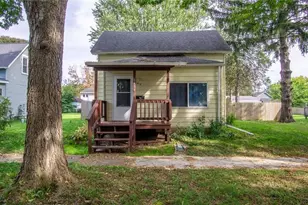 1414 Stout St, Menomonie, WI 54751 - Photo 1