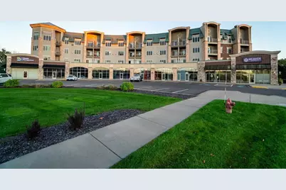 401 Pinnacle Way #208, Eau Claire, WI 54701 - Photo 1
