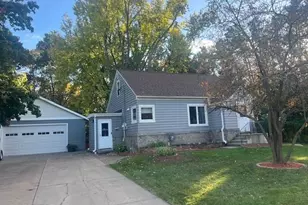 1805 Moholt Dr, Eau Claire, WI 54703 - Photo 1