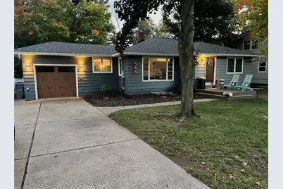 548 W 4th Street, New Richmond, WI 54017 - Photo 1