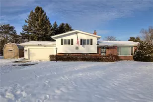 1914 W Mead St, Eau Claire, WI 54703 - Photo 1
