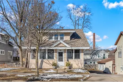 1012 Main Street, Eau Claire, WI 54701 - Photo 1