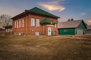 28049 Co Hwy X, Cashton, WI 54619 - Photo 1
