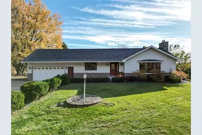 2039 Town Hall Road, Eau Claire, WI 54703 - Photo 1