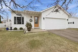 1628 19th St, Eau Claire, WI 54703 - Photo 1