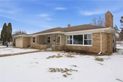 2909 S Lexington Boulevard, Eau Claire, WI 54701 - Photo 1