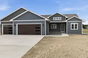 3570 113th St, Chippewa Falls, WI 54729 - Photo 1