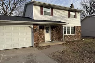 812 Green Acres Ct, Eau Claire, WI 54703 - Photo 1