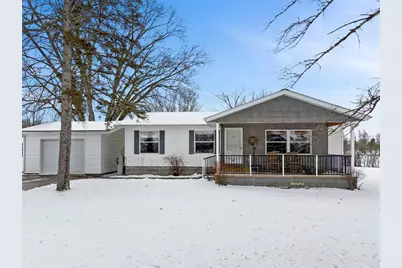 124 W 8th Avenue, Stanley, WI 54768 - Photo 1