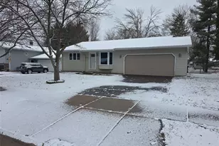 2608 Jeanne Ln, Eau Claire, WI 54703 - Photo 1