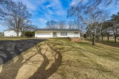 4731 Clairemont Avenue, Eau Claire, WI 54703 - Photo 1