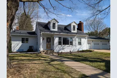 1521 6th Avenue, Menomonie, WI 54751 - Photo 1