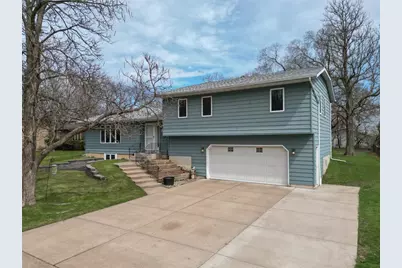 2107 15th Street, Eau Claire, WI 54703 - Photo 1