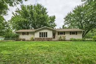 5101 Sindelar Dr, Eau Claire, WI 54701 - Photo 1
