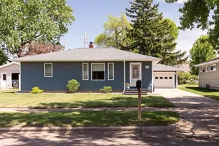 1609 Drury Ave, Eau Claire, WI 54703 - Photo 1