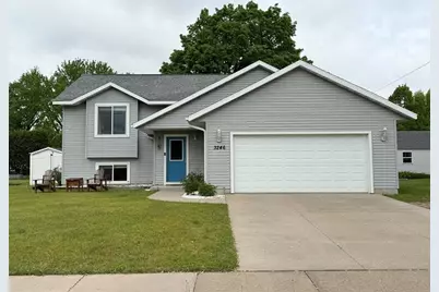 3246 Anderson Drive, Eau Claire, WI 54703 - Photo 1