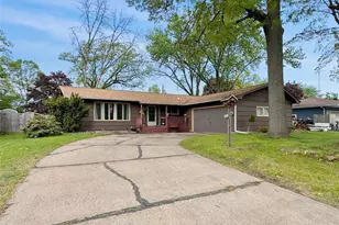 3128 Monroe St, Eau Claire, WI 54703 - Photo 1