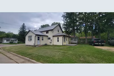 230 S 3rd Street #2, Black River Falls, WI 54615 - Photo 1
