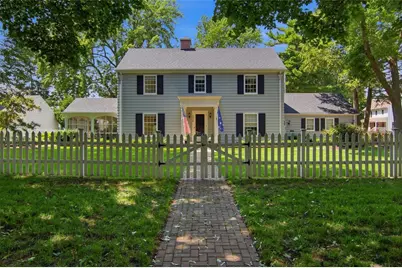 1328 Park Avenue, Eau Claire, WI 54701 - Photo 1