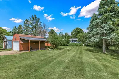 1535 Howard Avenue, Eau Claire, WI 54703 - Photo 1