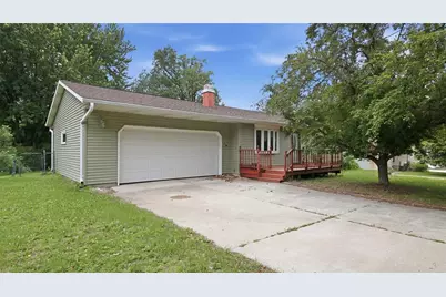 1413 Raedel Road, Eau Claire, WI 54703 - Photo 1