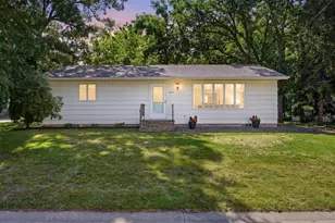 3265 Fern Ct, Eau Claire, WI 54703 - Photo 1