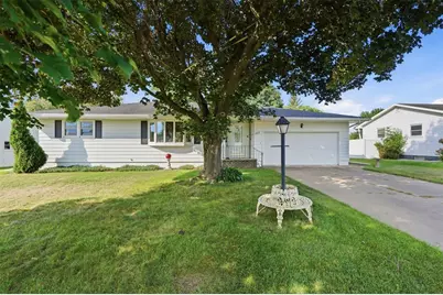 1002 Leonard Drive, Eau Claire, WI 54703 - Photo 1