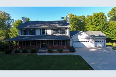 5674 Deer Wood Lane - Photo 1