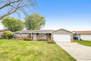 1918 Baltic Cir, Green Bay, WI 54311 - MLS 50250634 - Coldwell Banker