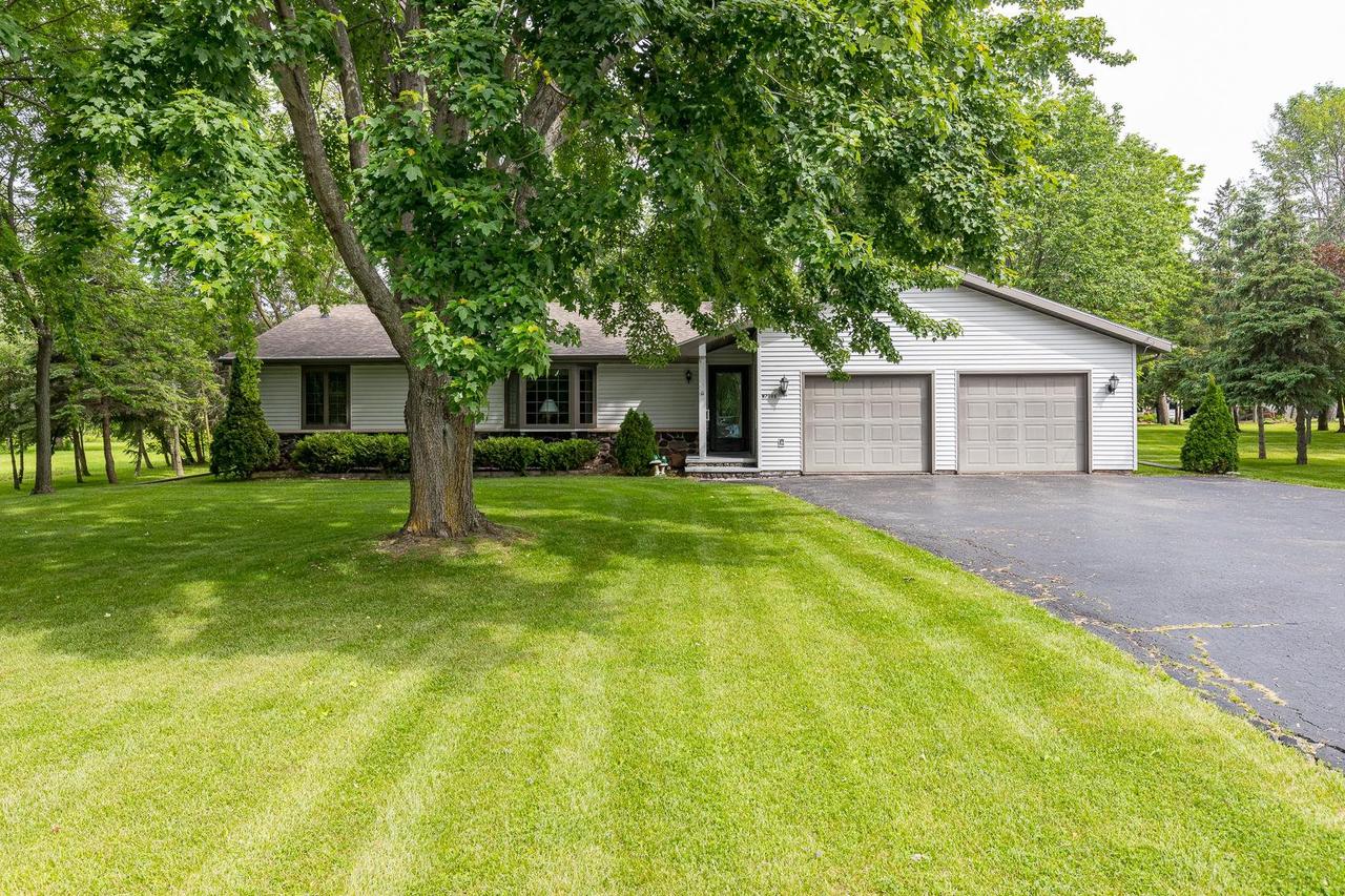 W7088 Plank Rd, Menasha, WI 54952 - MLS 50260451 - Coldwell Banker