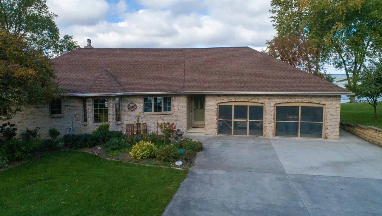 N5551 St Catherines Bay Rd, Hilbert, WI 54129 MLS 50266886 Coldwell