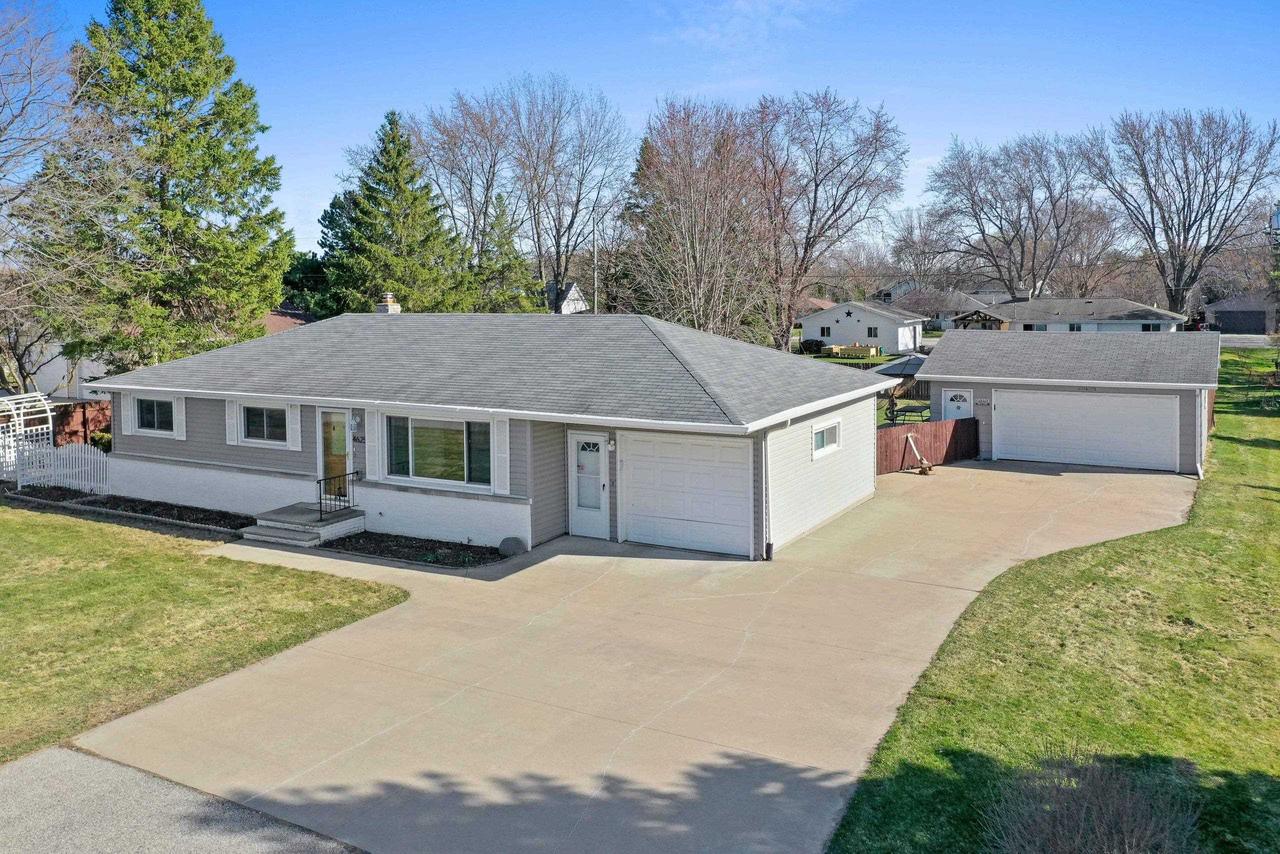 4625 W Spencer St, Appleton, WI 54914 - MLS 50273116 - Coldwell Banker