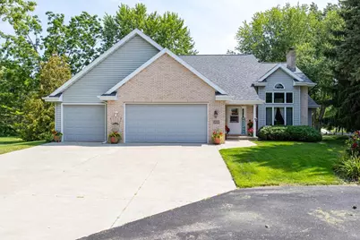 5106 I Ah Maytah Road, Oshkosh, WI 54901 - Photo 1