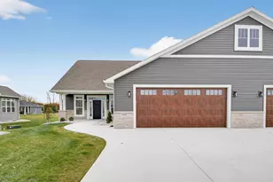 1382 Lighthouse Village Rd, Fond du Lac, WI 54937 - Photo 1