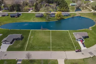 283 Jasmine Dr, Berlin, WI 54923 - Photo 1