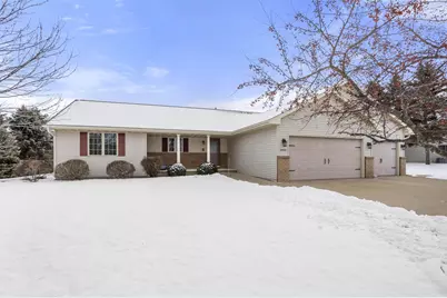 3950 N Casaloma Drive, Appleton, WI 54913 - Photo 1