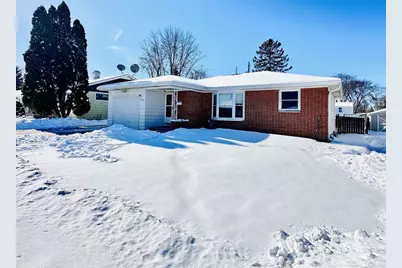 1005 Grognet Street, Green Bay, WI 54302 - Photo 1
