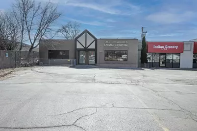 2321 W Wisconsin Avenue, Appleton, WI 54914 - Photo 1