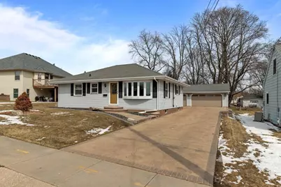 120 Washington Street, Kaukauna, WI 54130 - Photo 1