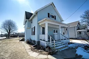 1101 Green St, Manitowoc, WI 54220 - Photo 1