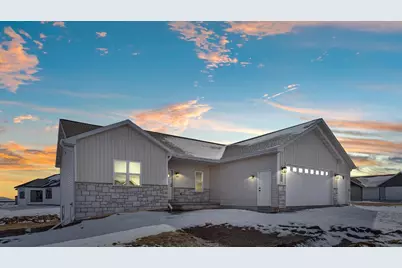 3909 E Zion Court, Appleton, WI 54913 - Photo 1