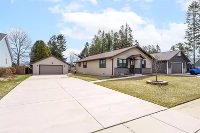 1831 E Spruce Drive, Manitowoc, WI 54220 - Photo 1