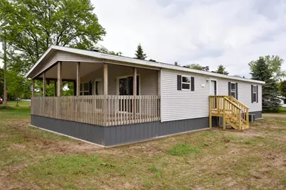 832 E Ruffalo Drive, Plainfield, WI 54966 - Photo 1