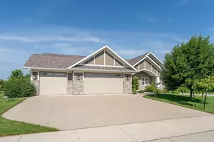 2105 Morningstar Ln, Oshkosh, WI 54904 - Photo 1