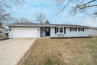 2175 Gilson Court, Green Bay, WI 54304 - Photo 1