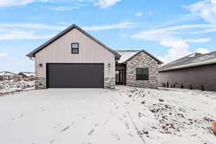 3106 Lazy Oak Dr, Green Bay, WI 54311 - Photo 1