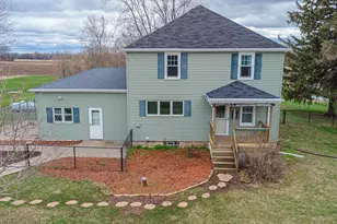 414 State Road 26, Oshkosh, WI 54904 - Photo 1