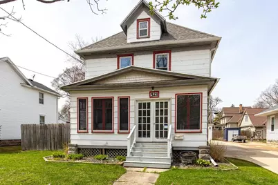 521 N Lawe Street, Appleton, WI 54911 - Photo 1