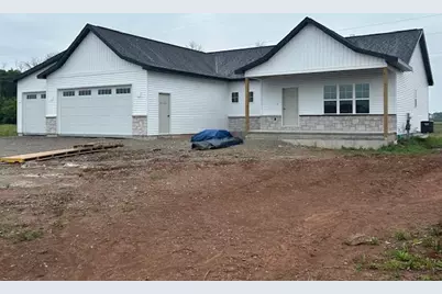 5628 Sequoia Drive, Appleton, WI 54913 - Photo 1