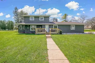 3877 Apple Ln, Oshkosh, WI 54902 - Photo 1